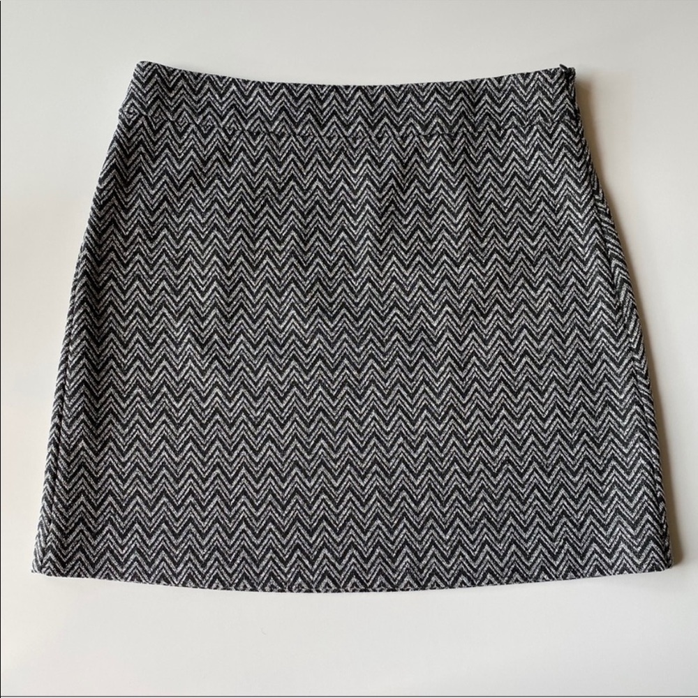 Loft -  A Line Chevron Mini Skirt in Black & Gray